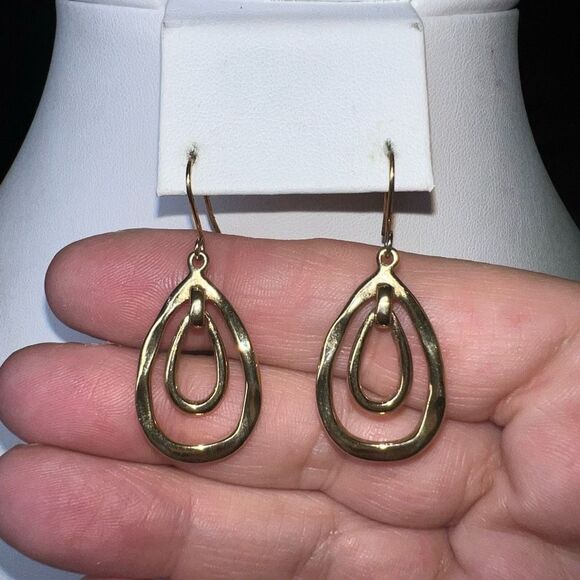 Boho Gold Tone Hammered Oval Dangle Earrings - Picture 4 of 6
